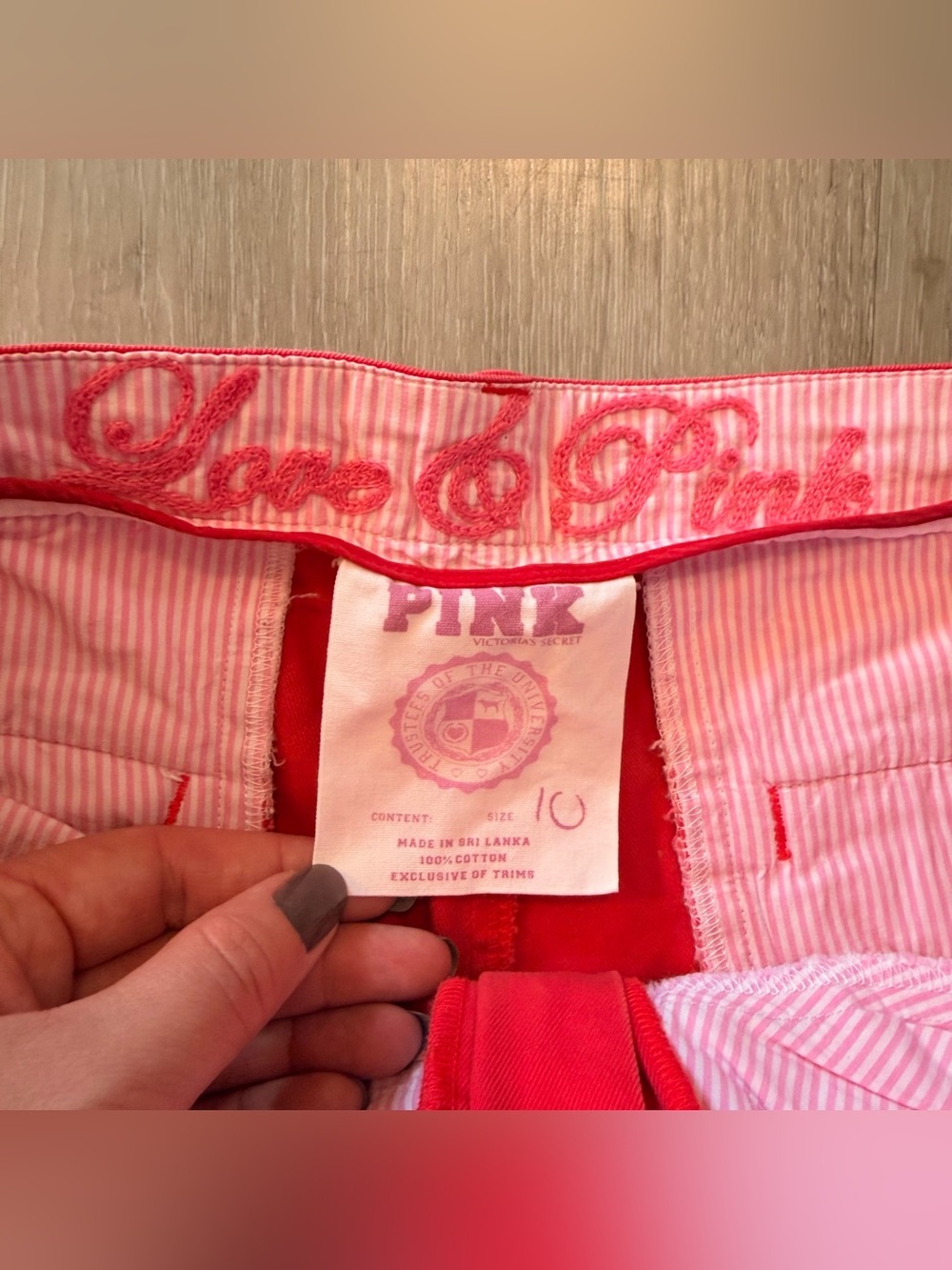 VTG 2007 Victoria’s Secret PINK Y2K University Campus Chino Shorts Red Size 10 - Picture 4 of 10